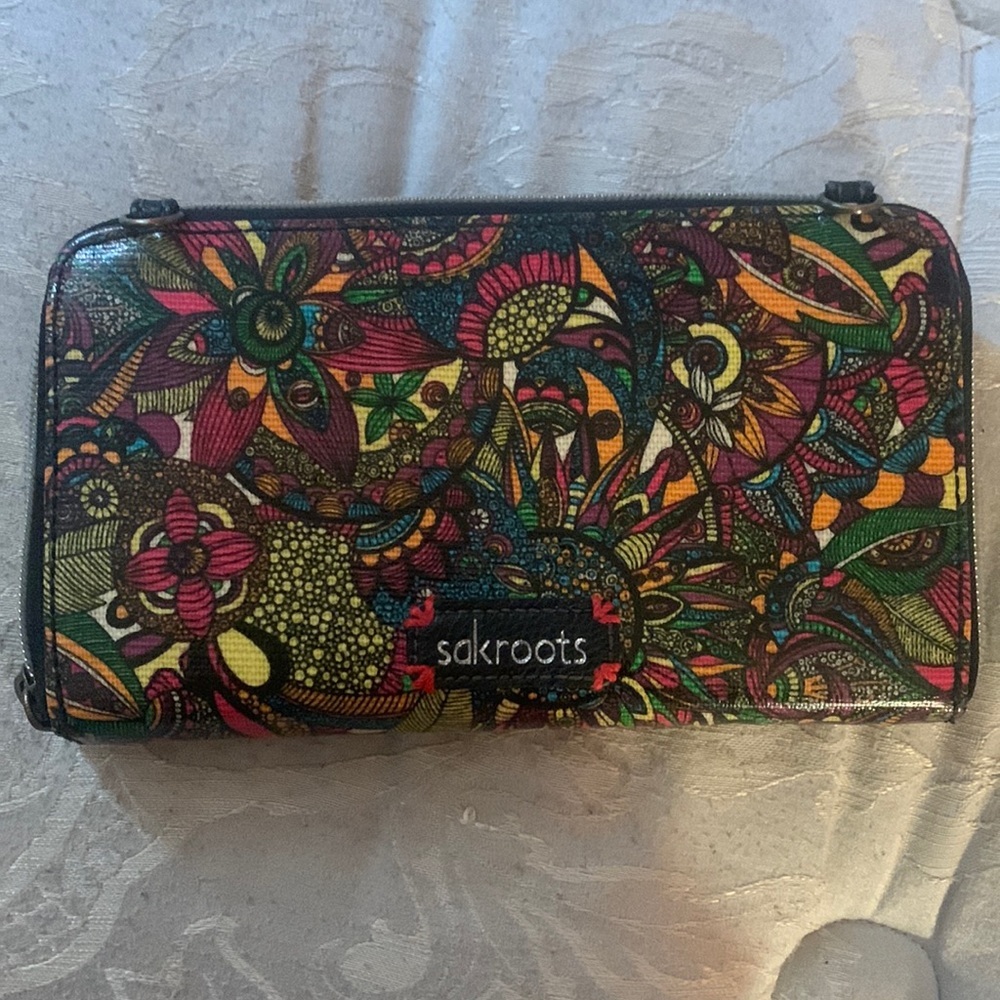Sakroots Large Smartphone Wallet​